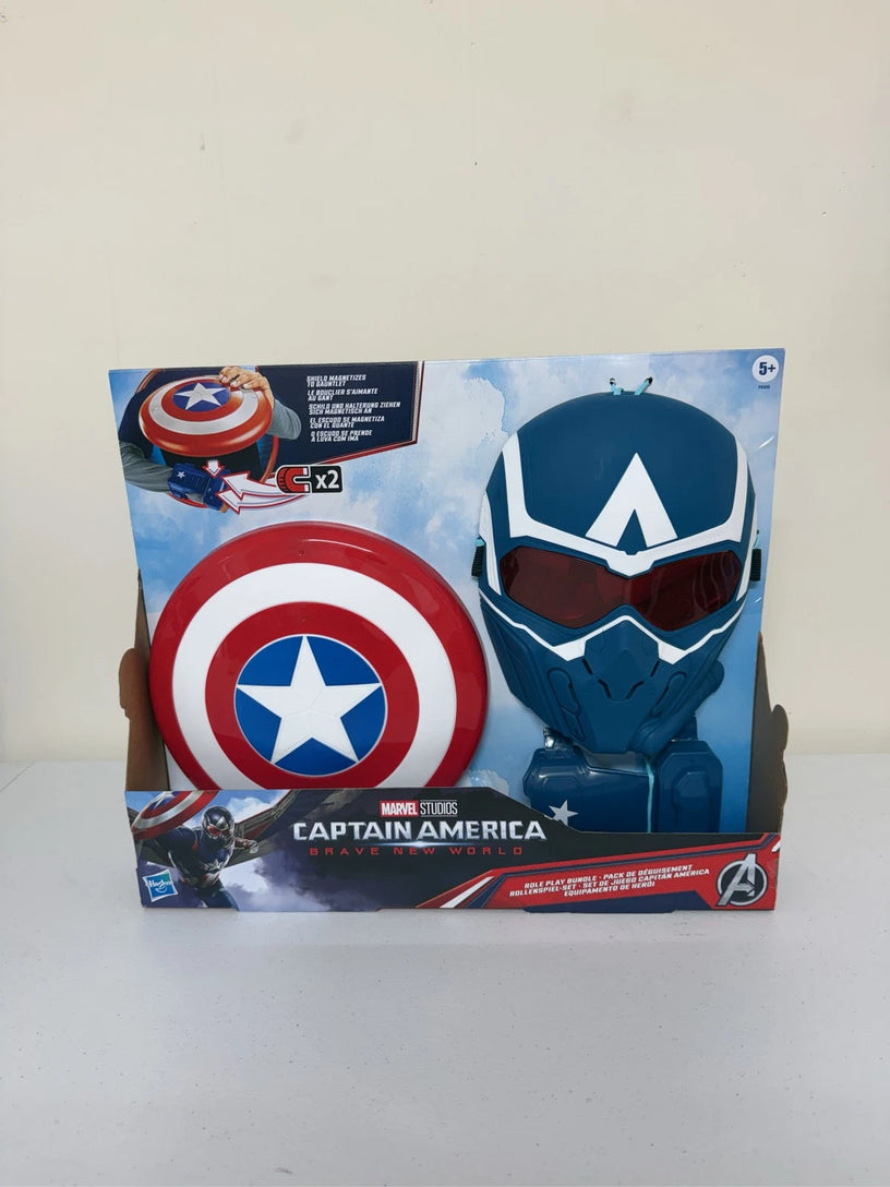 Marvel Studios Captain America Brave New World Role Play Mask & Shield Set